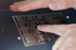 Krenule su uplate: Tisućama građana sjeda novac, evo gdje trebate otići ako vam nije pristigao na račun