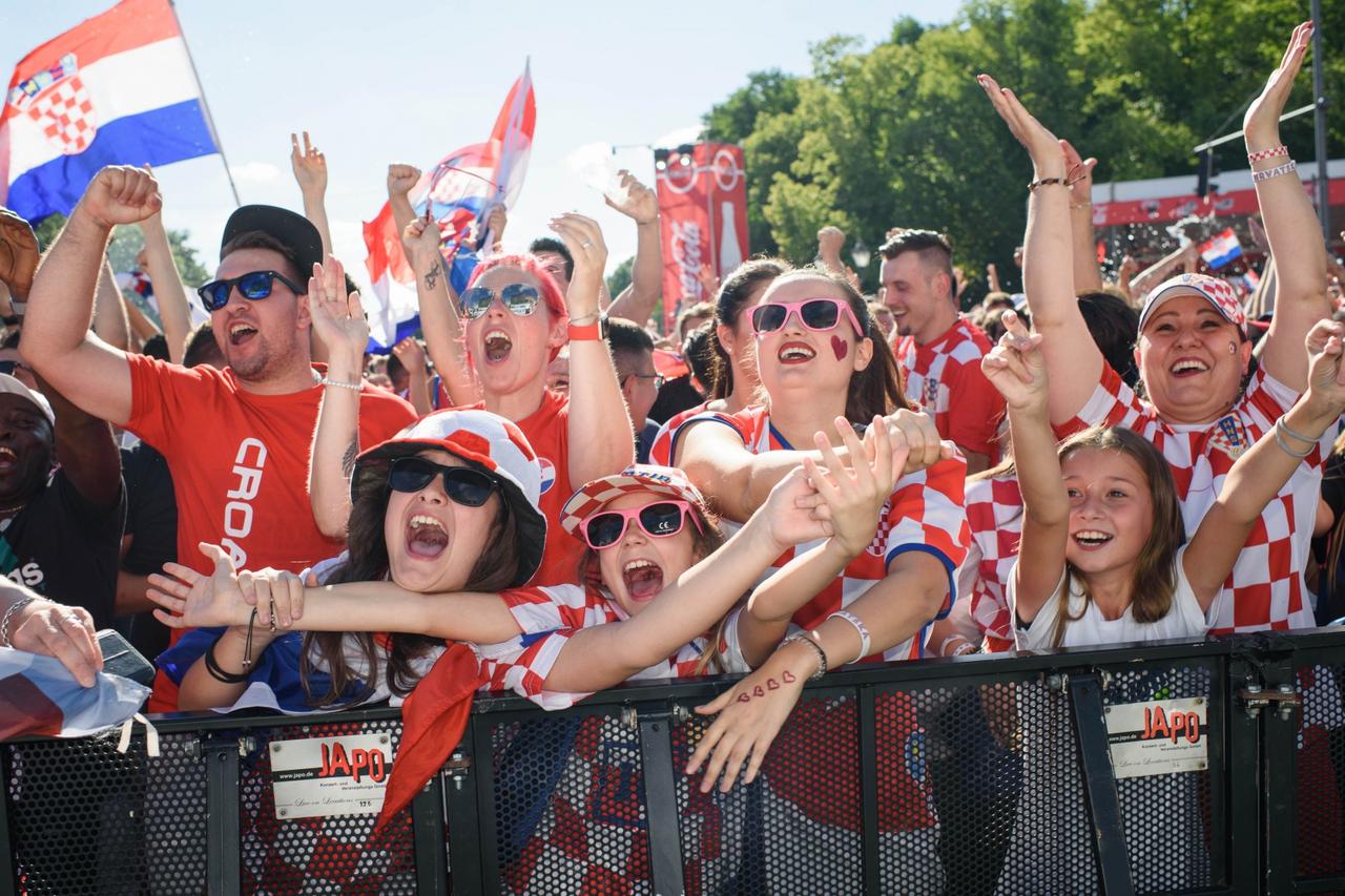 Berlin: Hrvatski navijači prate finalnu utakmicu Svjetskog prvenstva 2018.