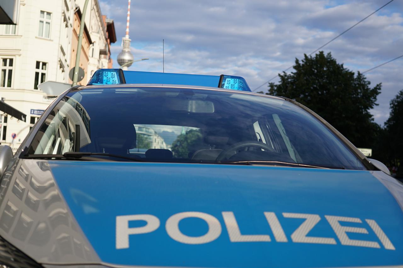 Policija
