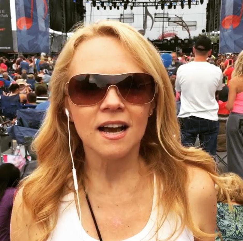 Tatiana Cameron - Tajči