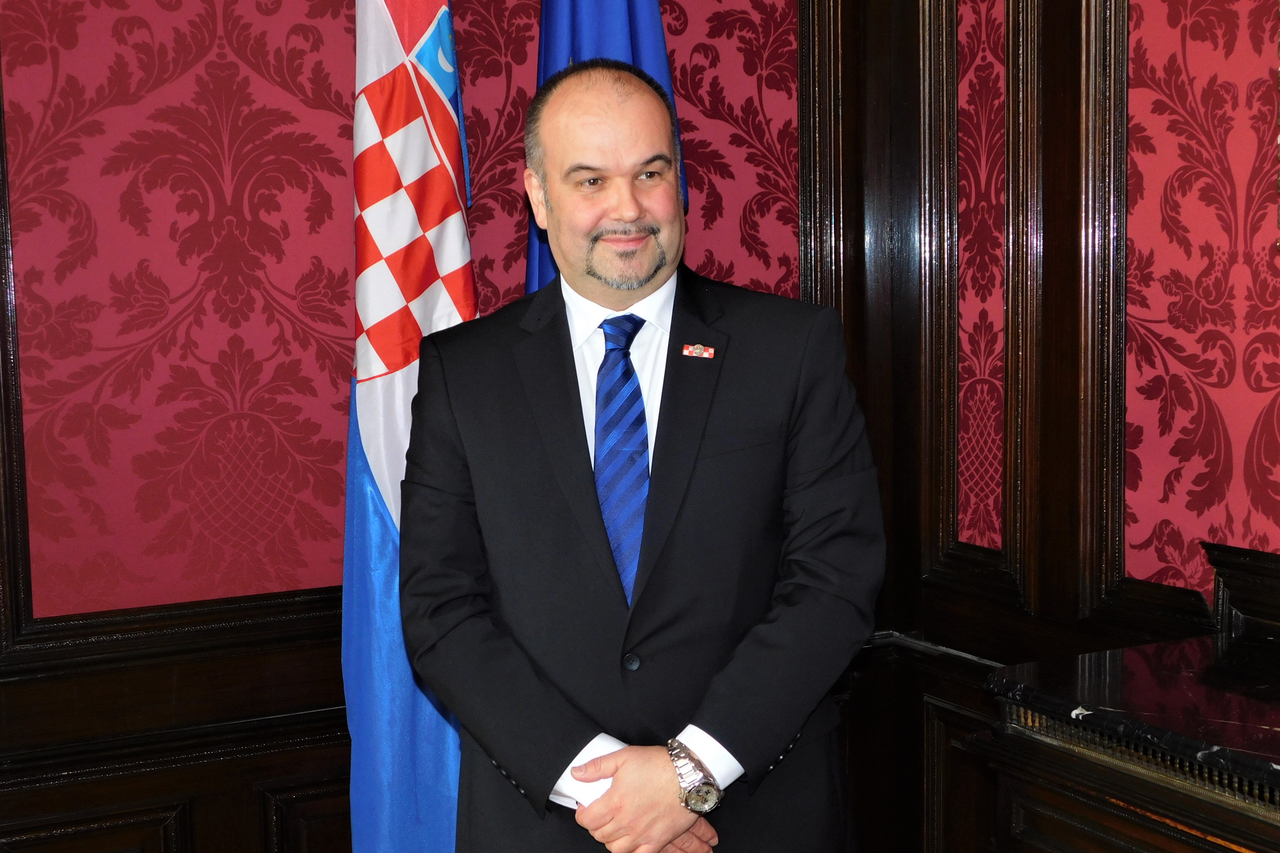 veleposlanik RH u Austriji D. Glunčić